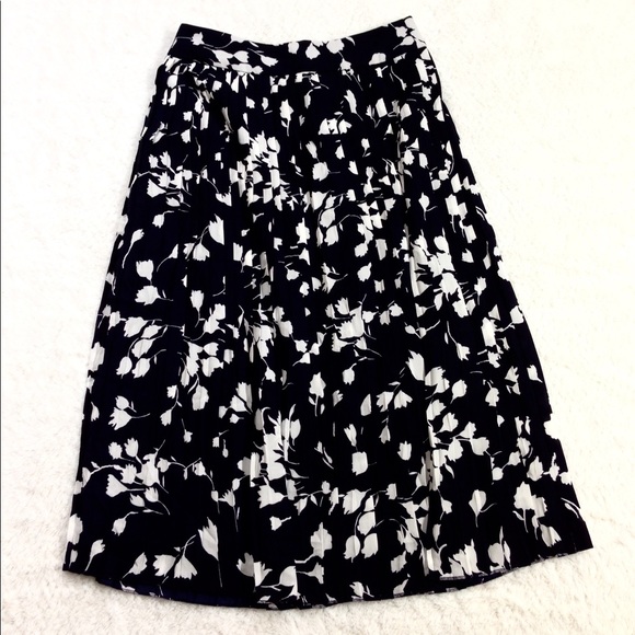 J. Crew Pleated Floral Skirt - Picture 2 of 9